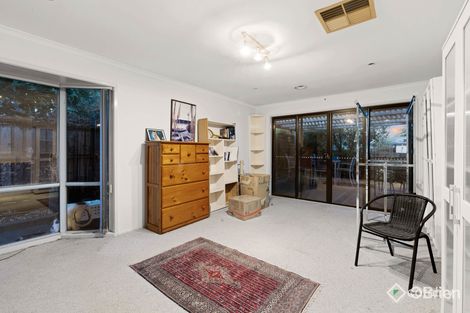 Property photo of 12 Stephanie Close Berwick VIC 3806