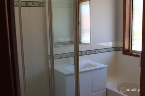 Property photo of 1/2 Luke Place Horsley NSW 2530