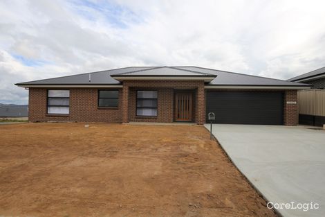 Property photo of 1 Dovey Drive Kelso NSW 2795