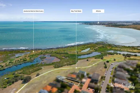 Property photo of 33 Sandpiper Place Williamstown VIC 3016