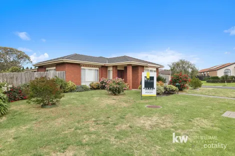 Property photo of 3 Saxby Court Traralgon East VIC 3844
