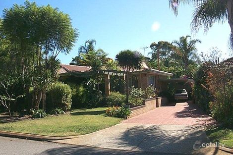 4 Massey St, Rossmoyne, WA 6148