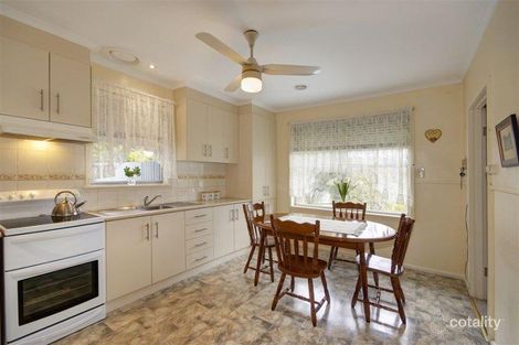Property photo of 2 Cooma Court North Geelong VIC 3215