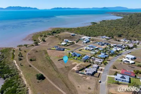 16 Marine Pde, Bowen, QLD 4805
