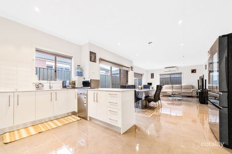 Property photo of 10 Maryburgh Road Cobblebank VIC 3338