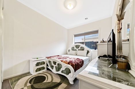 Property photo of 10 Maryburgh Road Cobblebank VIC 3338