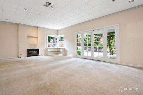 16 Thongsbridge St, Menora, WA 6050