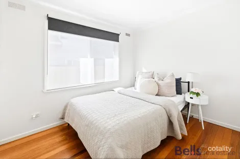 Property photo of 19 Albert Street Sunshine North VIC 3020