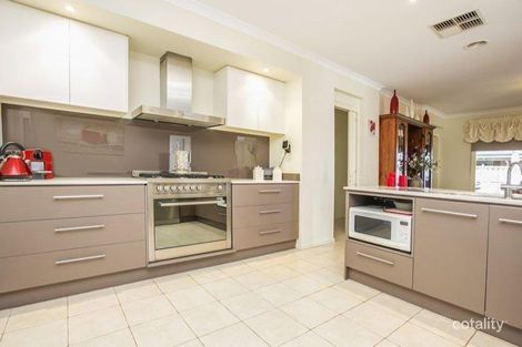 Property photo of 25 Yorkshire Drive Cranbourne North VIC 3977