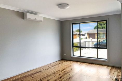 Property photo of 10 Iago Place Rosemeadow NSW 2560