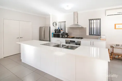 Property photo of 10 Casselton Loop Geographe WA 6280