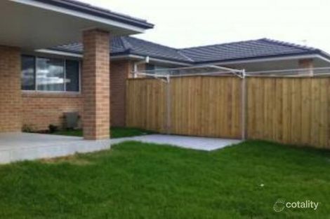 Property photo of 1/70 Redgum Circuit Aberglasslyn NSW 2320