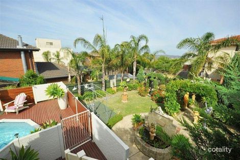 Property photo of 11 The Ridge Roxburgh Park VIC 3064