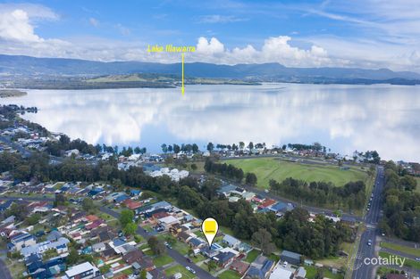 Property photo of 99 Devonshire Crescent Oak Flats NSW 2529