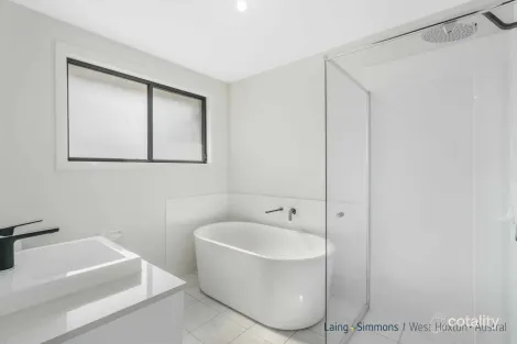 Property photo of 2 Courtney Loop Oran Park NSW 2570