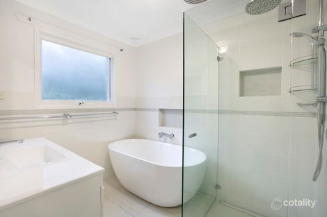Property photo of 9 The Appian Way Avalon Beach NSW 2107