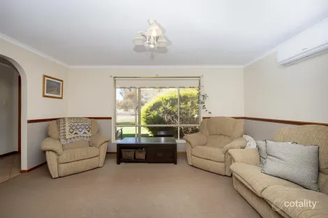 Property photo of 12 Eyre Road Crystal Brook SA 5523