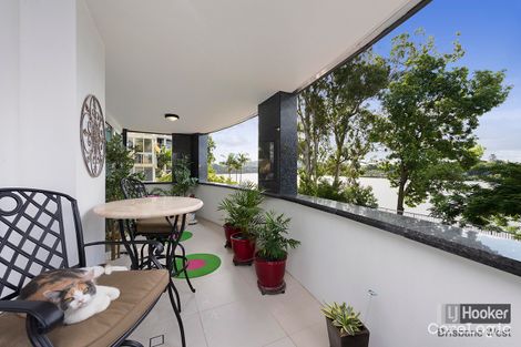 Property photo of 1/100 Macquarie Street St Lucia QLD 4067