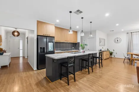 Property photo of 23 Macquarie Parade Meadows SA 5201