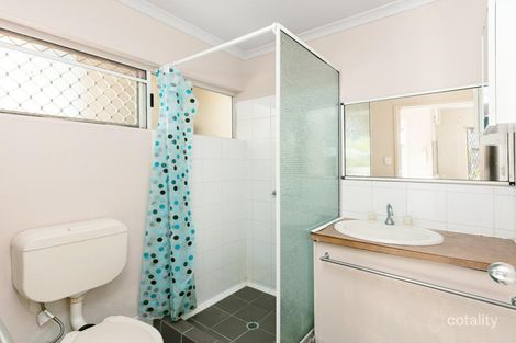 142-143 Mclachlan St, Manunda, QLD 4870