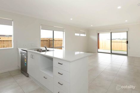 Property photo of 42 Mackellar Way Walloon QLD 4306