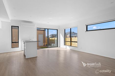 Property photo of 2 Selhurst Grove Wyndham Vale VIC 3024