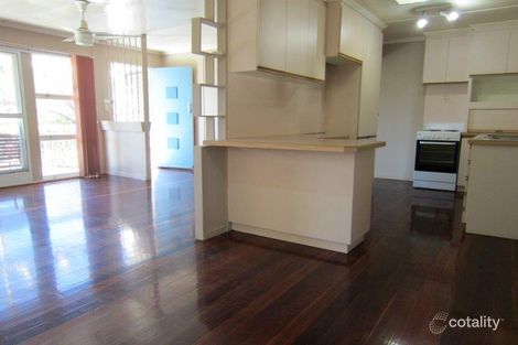 Property photo of 17 Grenadier Circle Ebbw Vale QLD 4304