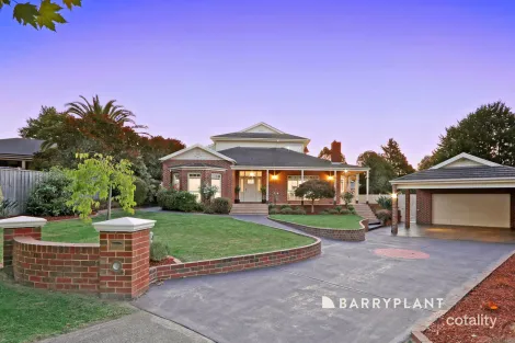 Property photo of 14 Perceval Court Lysterfield VIC 3156
