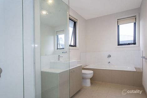 Property photo of 8/21 Doncaster East Road Mitcham VIC 3132