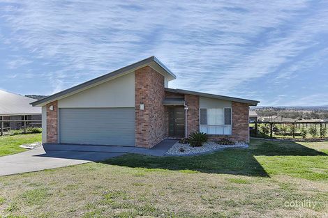 Property photo of 4 Kingfisher Court Meringandan West QLD 4352