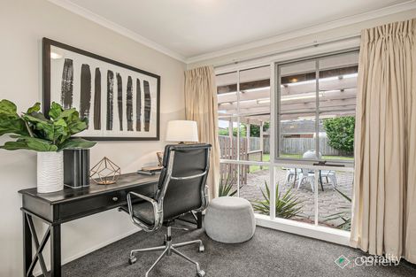 Property photo of 7 Princess Maria Place Hampton Park VIC 3976