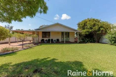 13 Chambers St, Geurie, NSW 2818