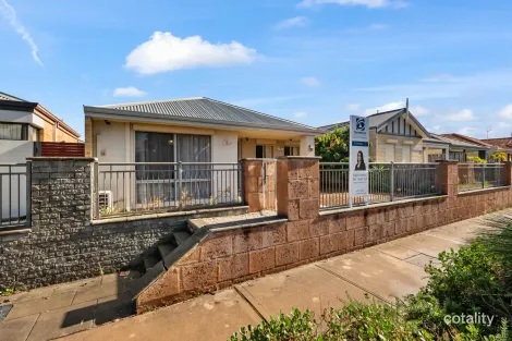 11 Bradshaw Cres, Ellenbrook, WA 6069