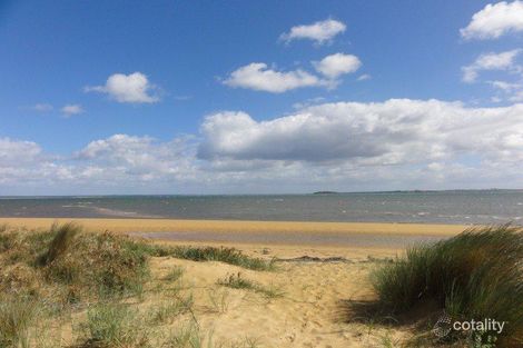 Property photo of 97 Silverleaves Avenue Silverleaves VIC 3922