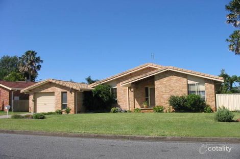 1 Bahama Pl, Tuncurry, NSW 2428