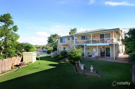 Property photo of 13 Olbern Crescent Yamanto QLD 4305