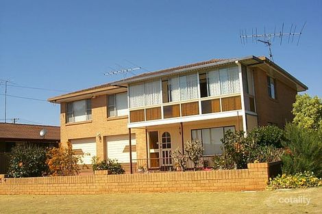 4 ILLAWARRA ST, HARRISTOWN, QLD 4350