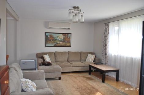 Property photo of 19 Salamaua Place Glenfield NSW 2167