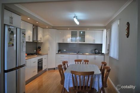 Property photo of 19 Salamaua Place Glenfield NSW 2167