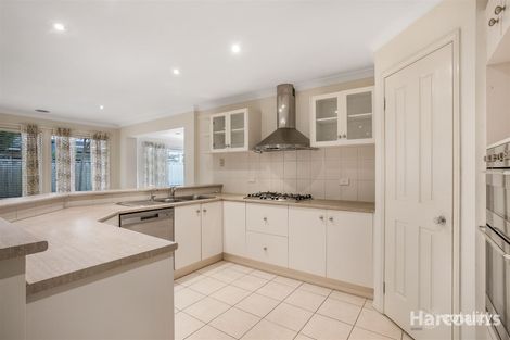 Property photo of 8 St Vincent Place Berwick VIC 3806