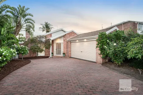 16 Columbia Cl, Tullamarine, VIC 3043