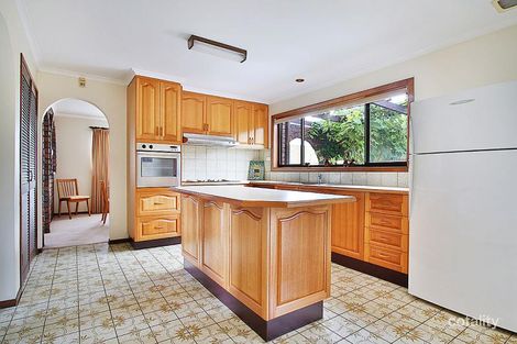 Property photo of 6 Rob Roy Place Mansfield QLD 4122