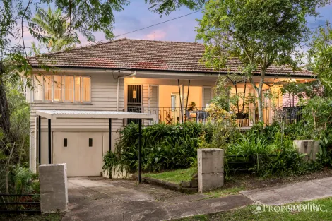 Property photo of 11 Marly Street Highgate Hill QLD 4101