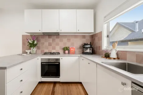 Property photo of 1 Glenburnie Road Mitcham VIC 3132