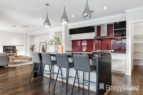 Property photo of 8 Orrington Drive Keysborough VIC 3173