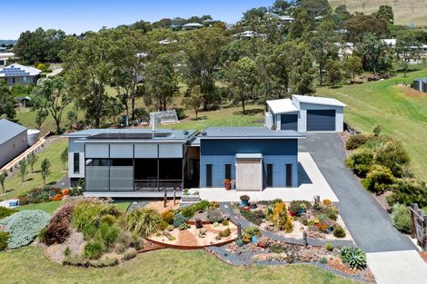 6-10 Torakina Pl, Hodgson Vale, QLD 4352