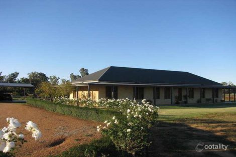 29 Crossley Dr, Narromine, NSW 2821