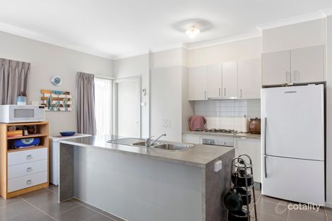 Property photo of 24 Mount Way Caroline Springs VIC 3023
