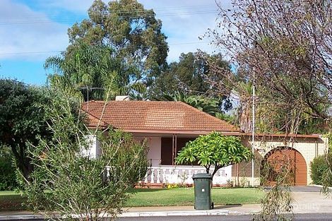 298 Morley Dr E, Eden Hill, WA 6054