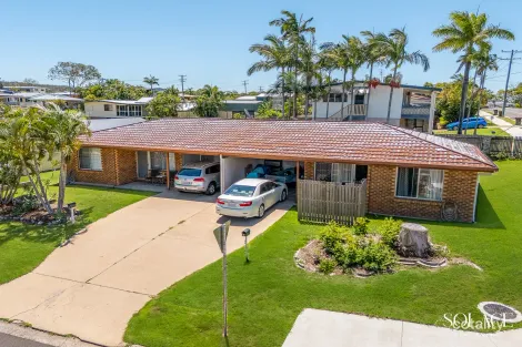 2 Latrobe St, Tannum Sands, QLD 4680